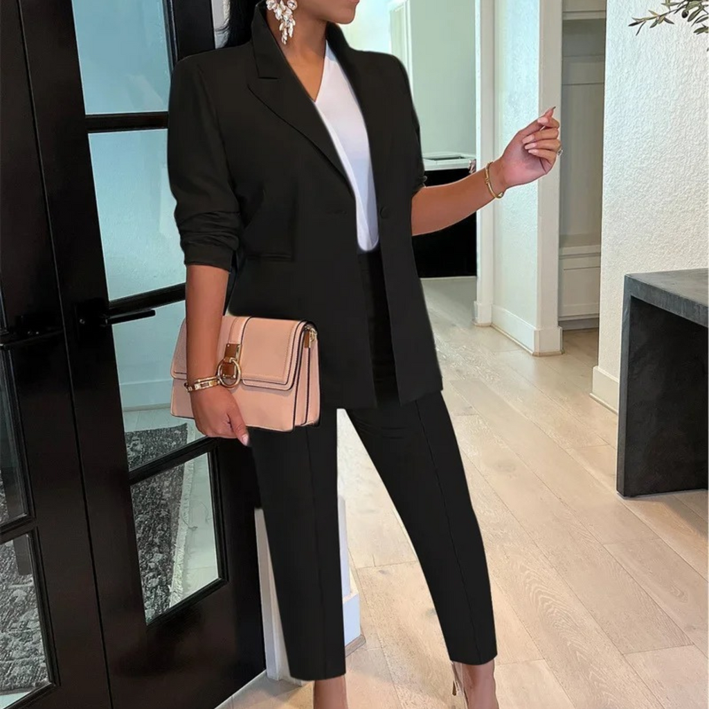 Signature Collection Premium Wool Blazer and Trousers Set Exclusive Edition