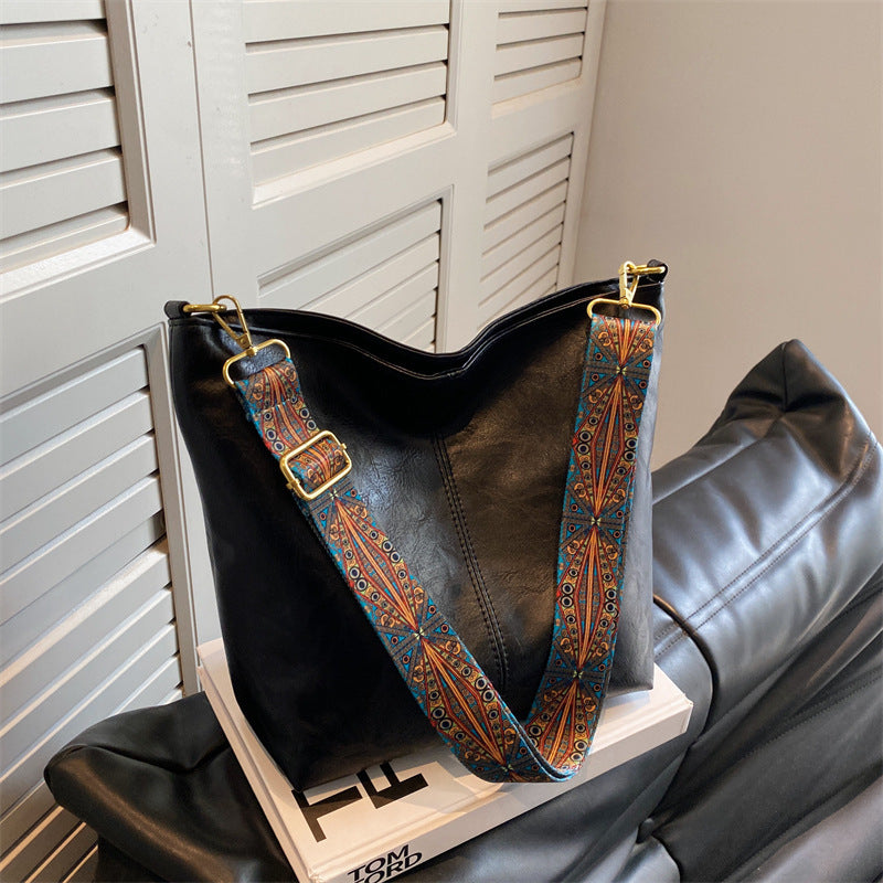 Stylish and Casual Vintage-Inspired Handbag for Women